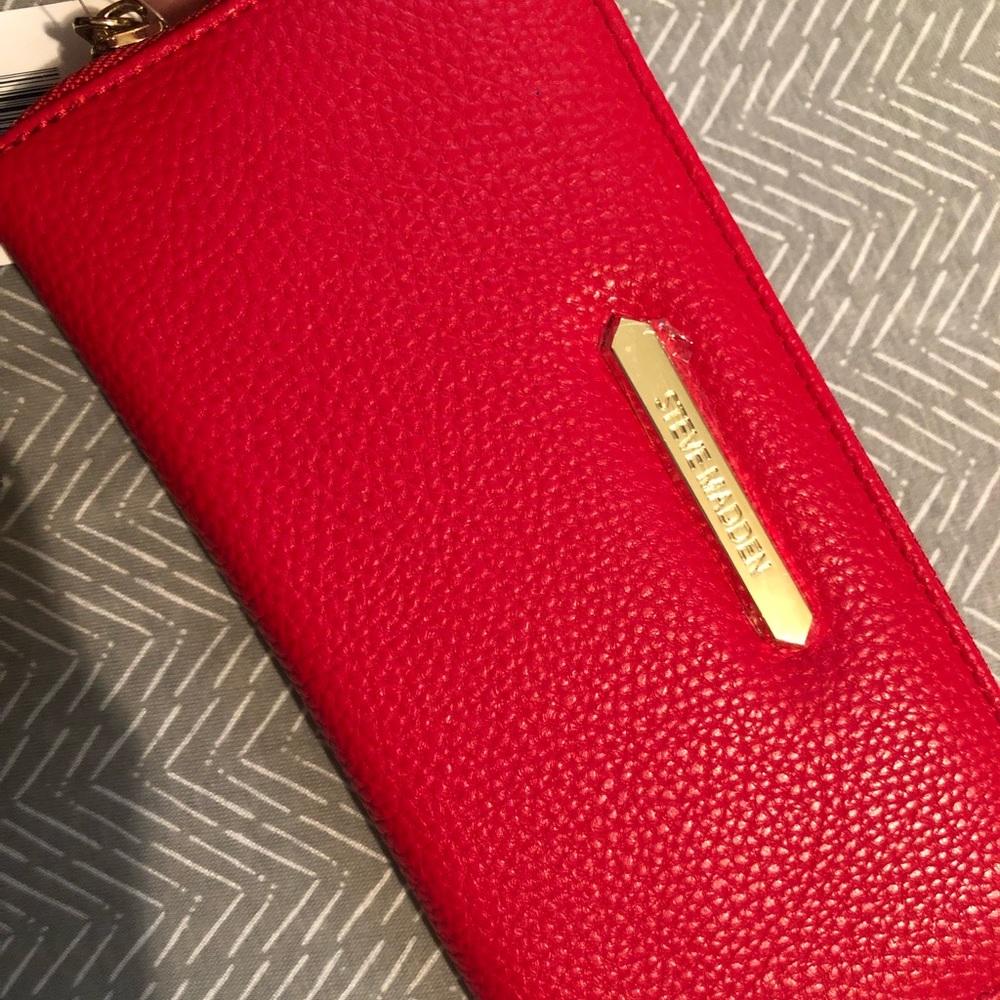 Steve Madden wallet
